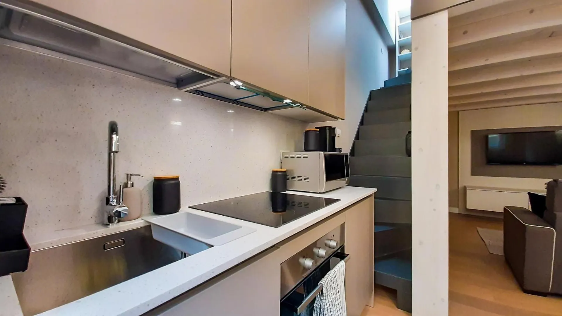 شقة Joivy Lovely Loft With Private Entrance ميلان